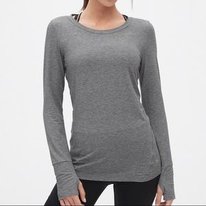 GapFit Breathe Long Sleeve T-Shirt - Small